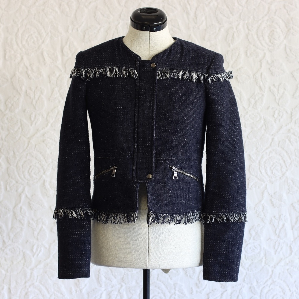 🥳 Closet Clear Out!! Banana Republic Navy White Tweed Fringe Zipper Blazer